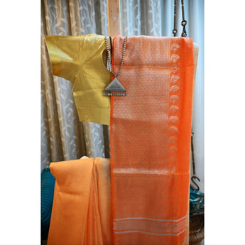 Saanvi, a shaded linen saree with broad zari border