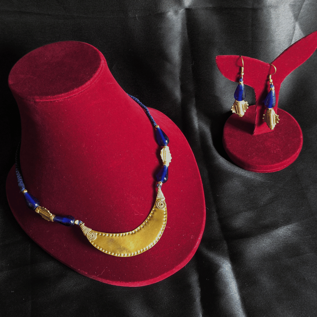 Dokra short necklace - Blue Thread, Blue Beads and Moon Shaped Pendant with Earring
