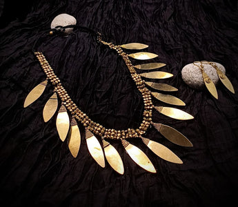 Dokra Necklace and Earrings set - Leaf Pattern