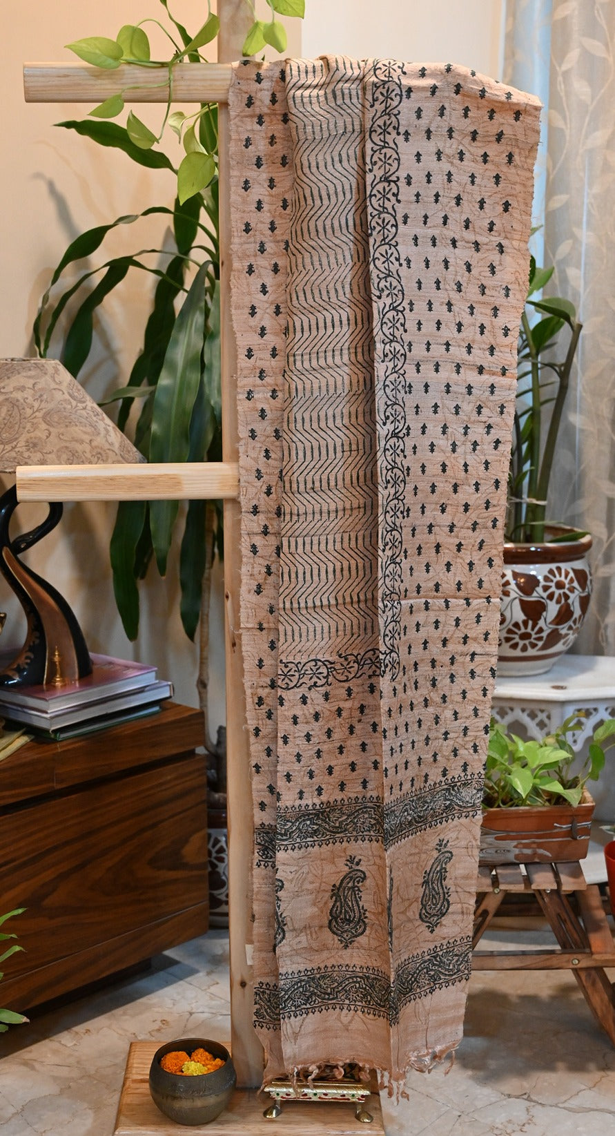 Tussar hand-blocked printed dupatta