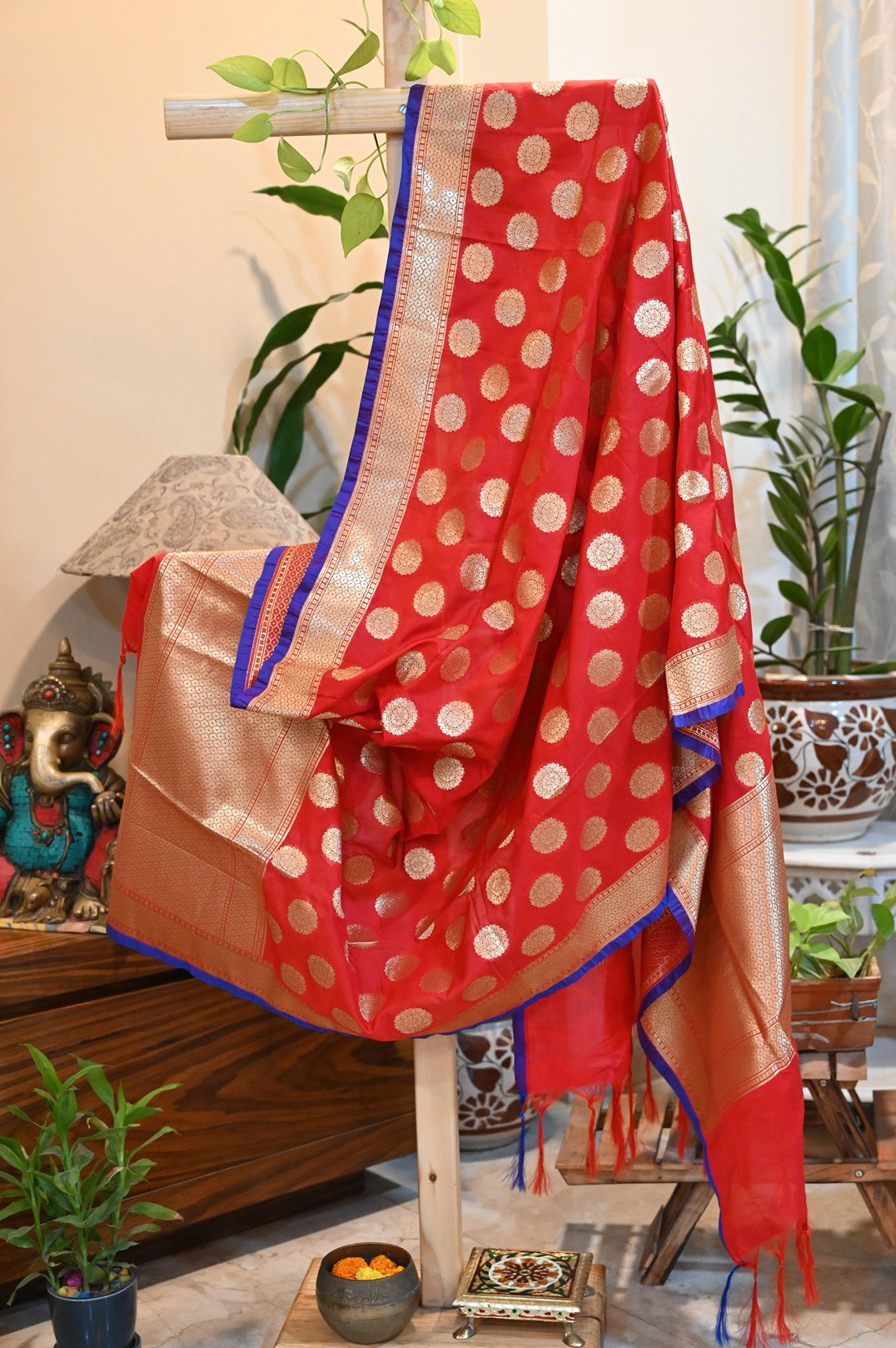 Benarasi red and gold dupatta