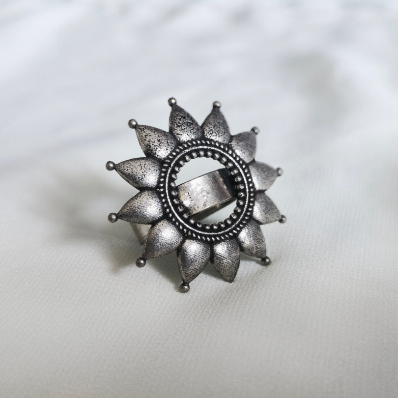 Banjara Antique Floral Ring