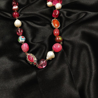Red quartz necklace with shell pearls and metal beads